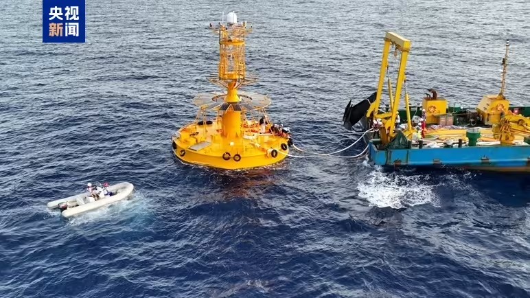 超3500米水深大剖面大型观测浮标系统成功
